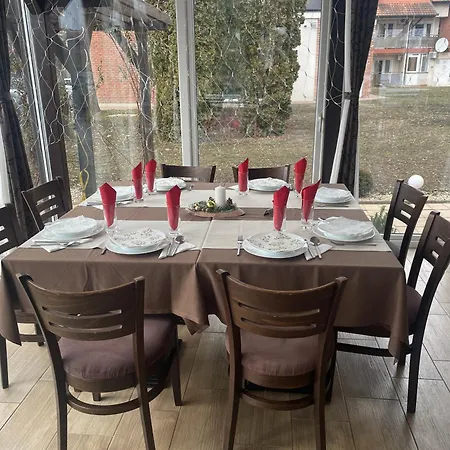 Hotel Aqua Panon Kanjiža